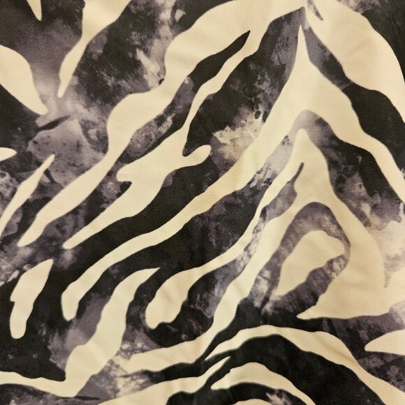 Catalina Women's Swimsuit Top (only) Black Zebra, Plus Size 2X halter neck tie - Picture 7 of 12